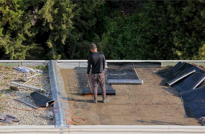 Fases de um projeto de impermeabilização de telhado com a Avenir Obras Portugal
